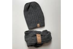 Wool set hat with necklace dark grey