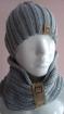 Wool set hat with necklace light grey